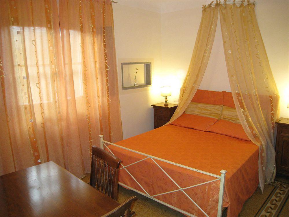 Sani Tourist House Hotel Firenze Bagian luar foto