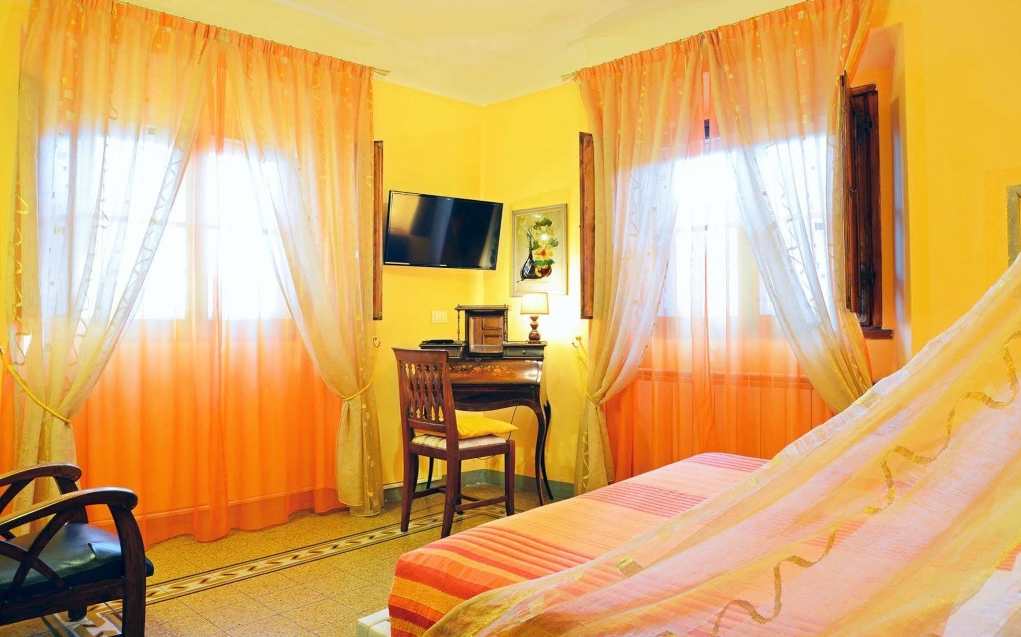 Sani Tourist House Hotel Firenze Bagian luar foto