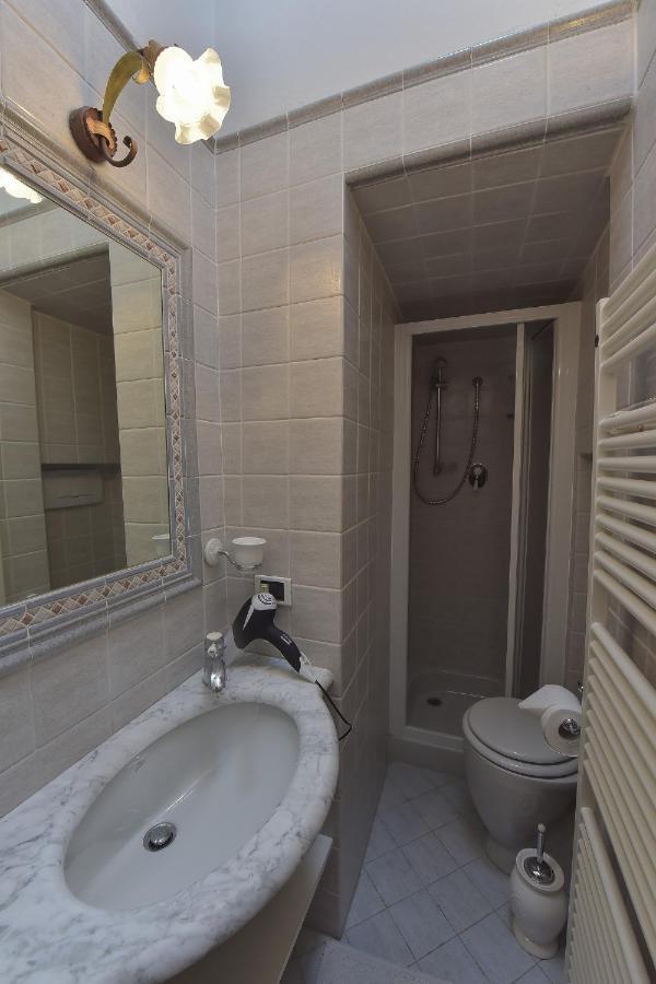 Sani Tourist House Hotel Firenze Bagian luar foto